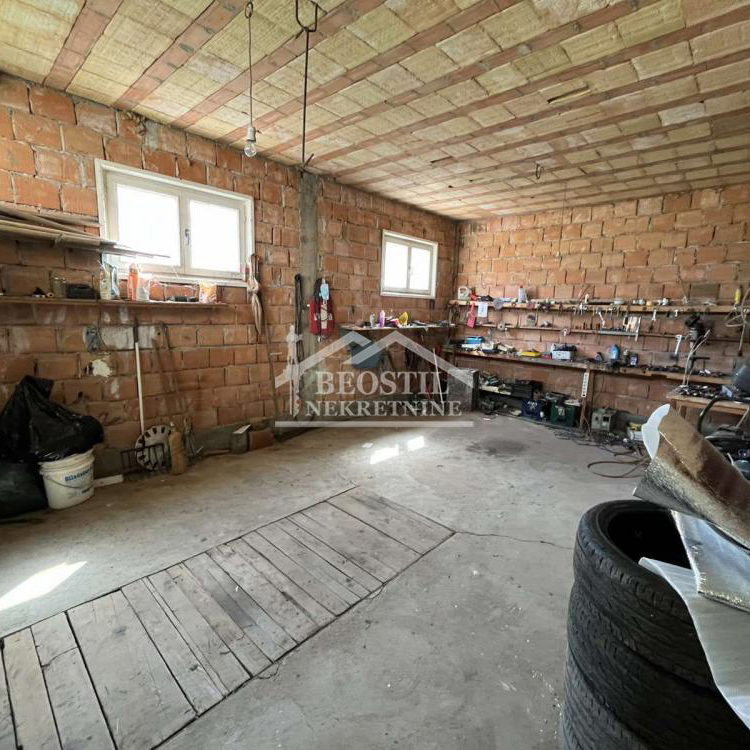 Kuća na prodaju, Jugovo, Smederevo, 987m², 320.000 €
