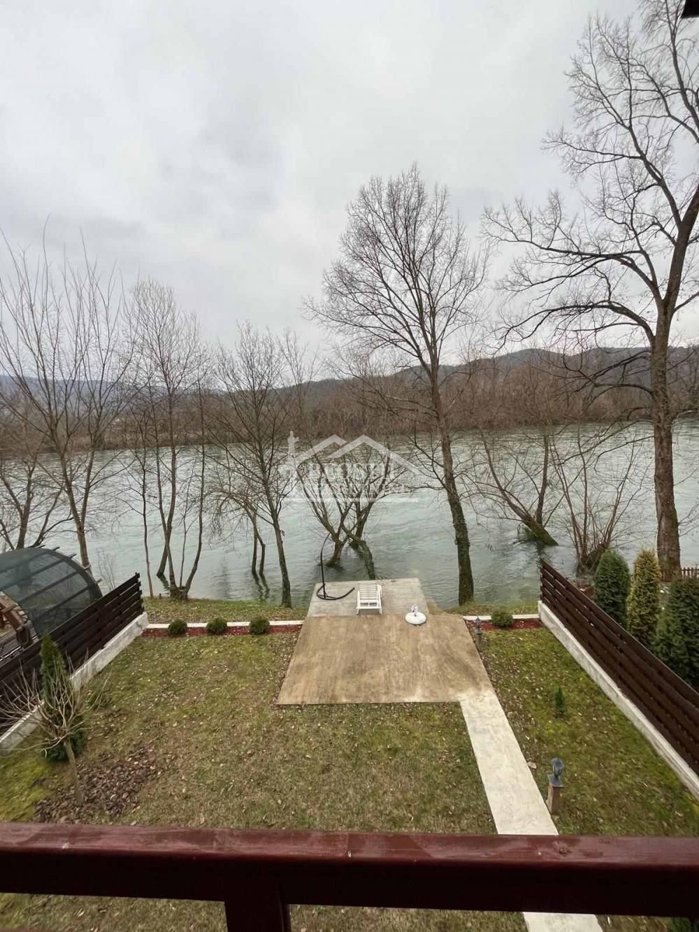 Kuća Prodaja Ljubovija  120 m2