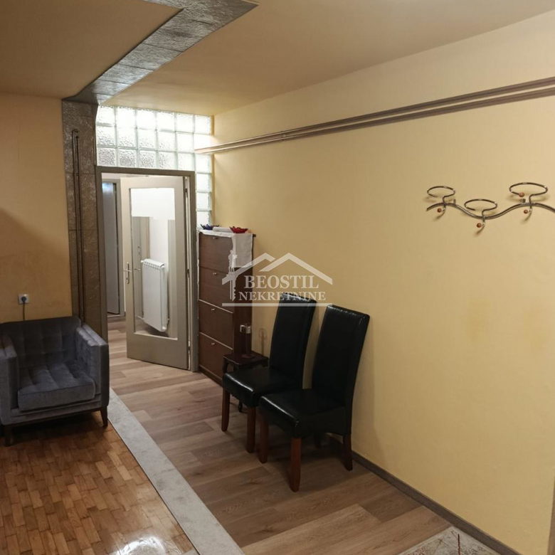 Stan Prodaja Beograd Gradska Bolnica 104 m2