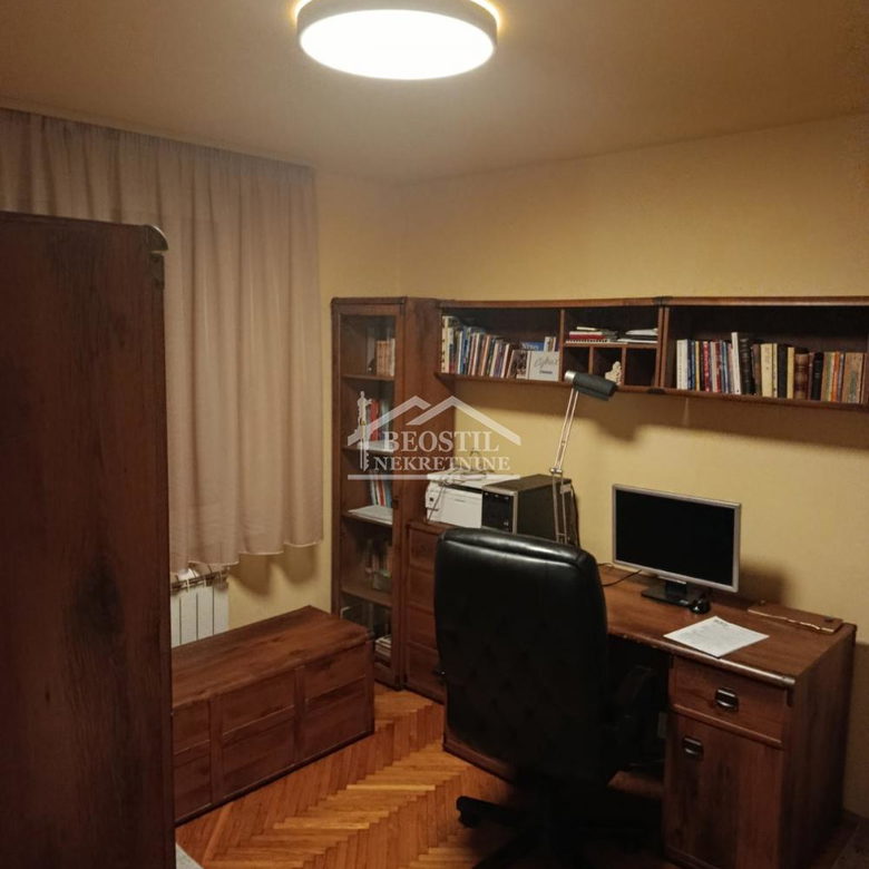Stan Prodaja Beograd Gradska Bolnica 104 m2