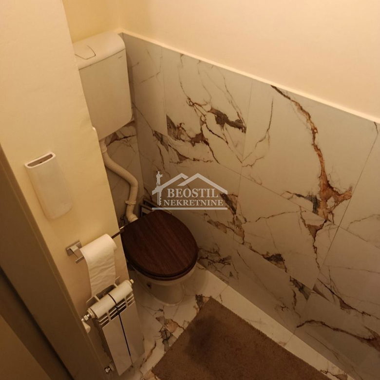 Četvorosoban stan na prodaju, Gradska Bolnica, Beograd, 104m², 348.000 €