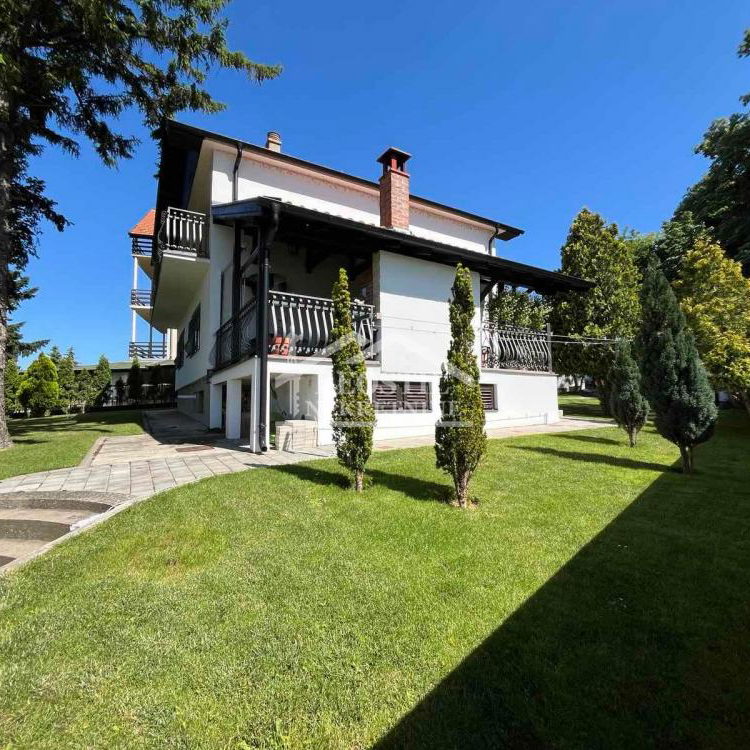 Kuća na prodaju, Centar, Smederevo, 126m², 330.000 €