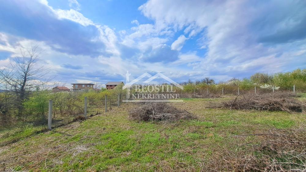 Plac Prodaja Beograd Plac Prodaja Beograd Mali Mokri Lug 0 m2