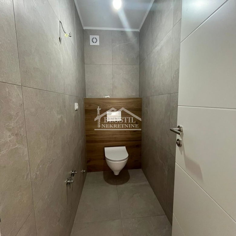 Četvorosoban stan na prodaju, Centar, Smederevo, 83m², 168.900 €