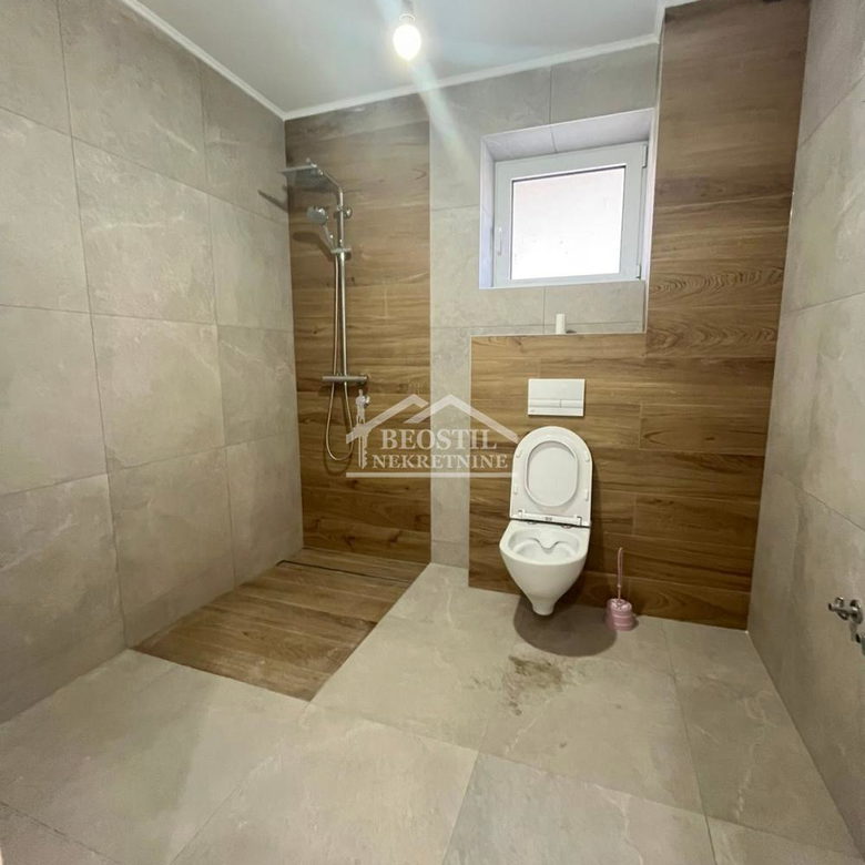 Četvorosoban stan na prodaju, Centar, Smederevo, 83m², 168.900 €