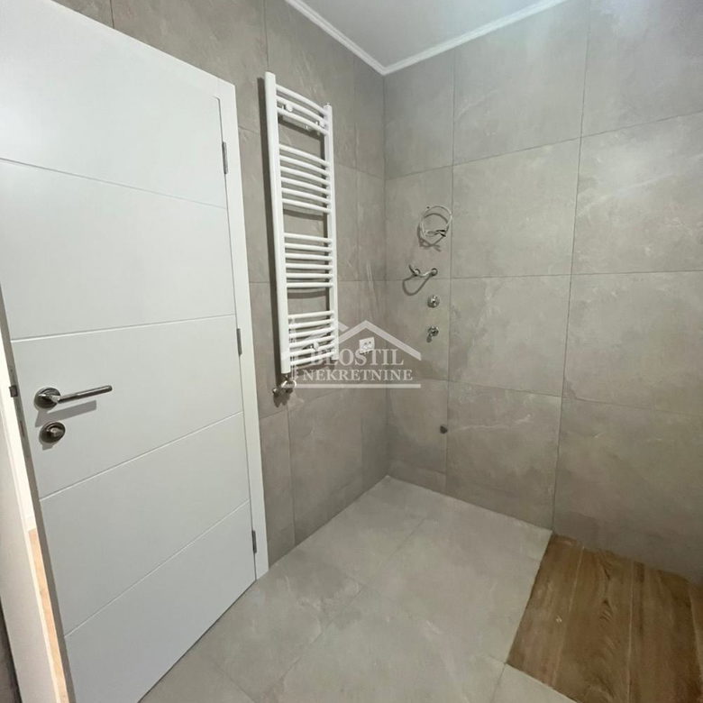 Četvorosoban stan na prodaju, Centar, Smederevo, 83m², 168.900 €