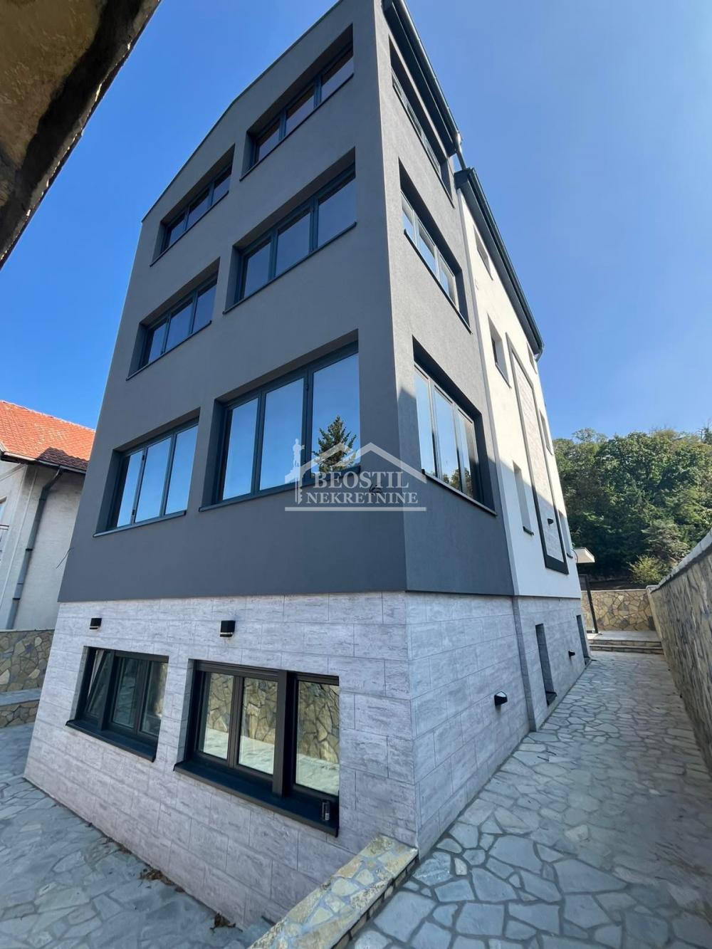 Četvorosoban stan na prodaju, Centar, Smederevo, 83m², 168.900 €