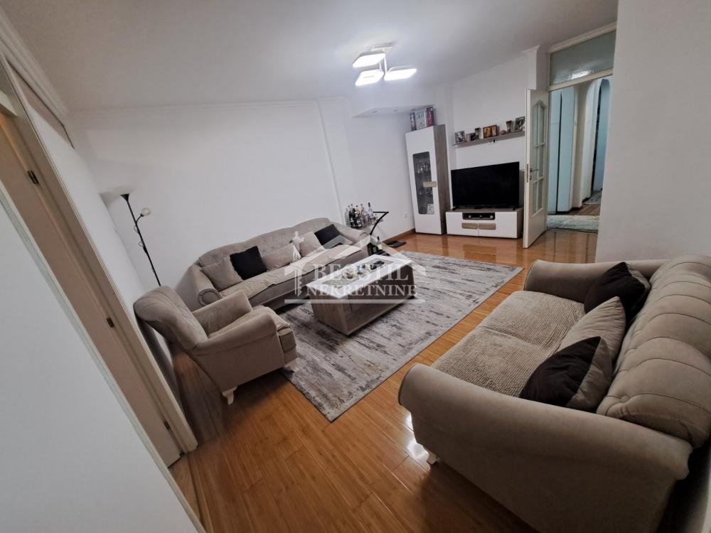 Stan Prodaja Beograd Stan Prodaja Beograd Bežanijska Kosa 1 69 m2
