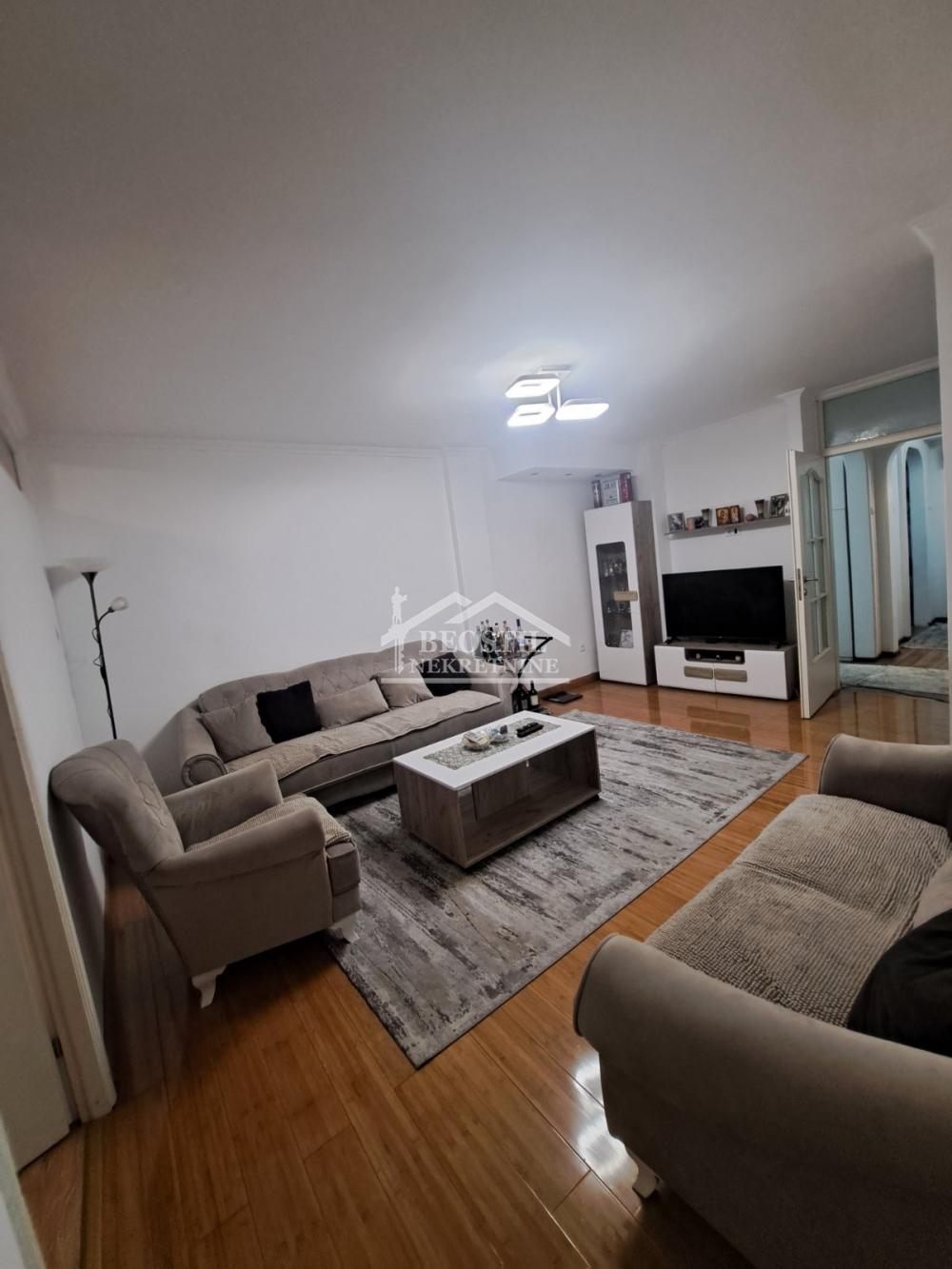 Stan Prodaja Beograd Stan Prodaja Beograd Bežanijska Kosa 1 69 m2