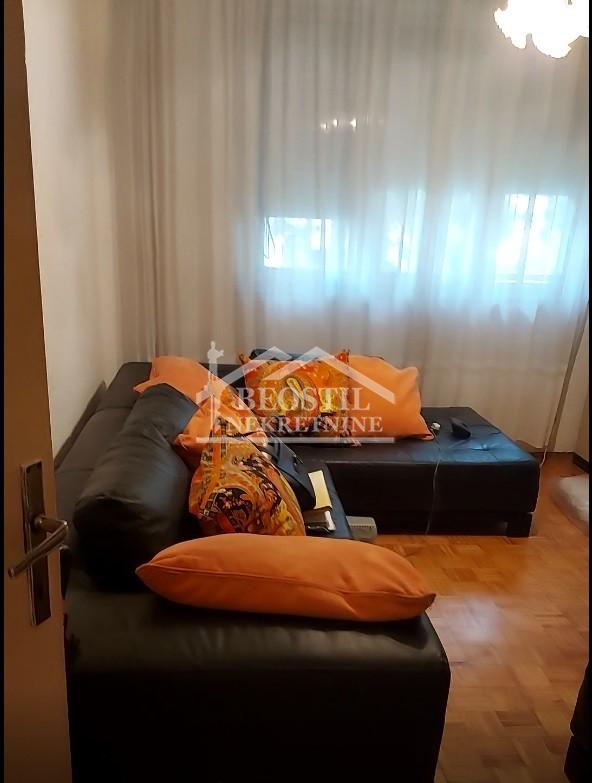 Stan Prodaja Beograd Zemun Polje 51 m2
