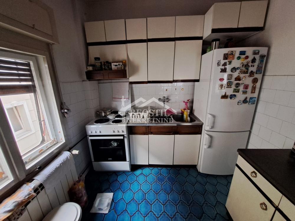 132024571_10_20251015104518 Kuća Prodaja Beograd Centar (Voždovac) 180 m2