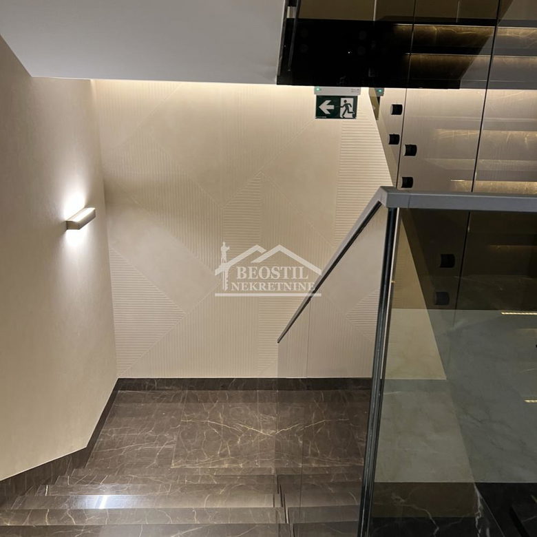 Dvosoban stan na prodaju, Dedinje, Beograd, 69m², 364.000 €