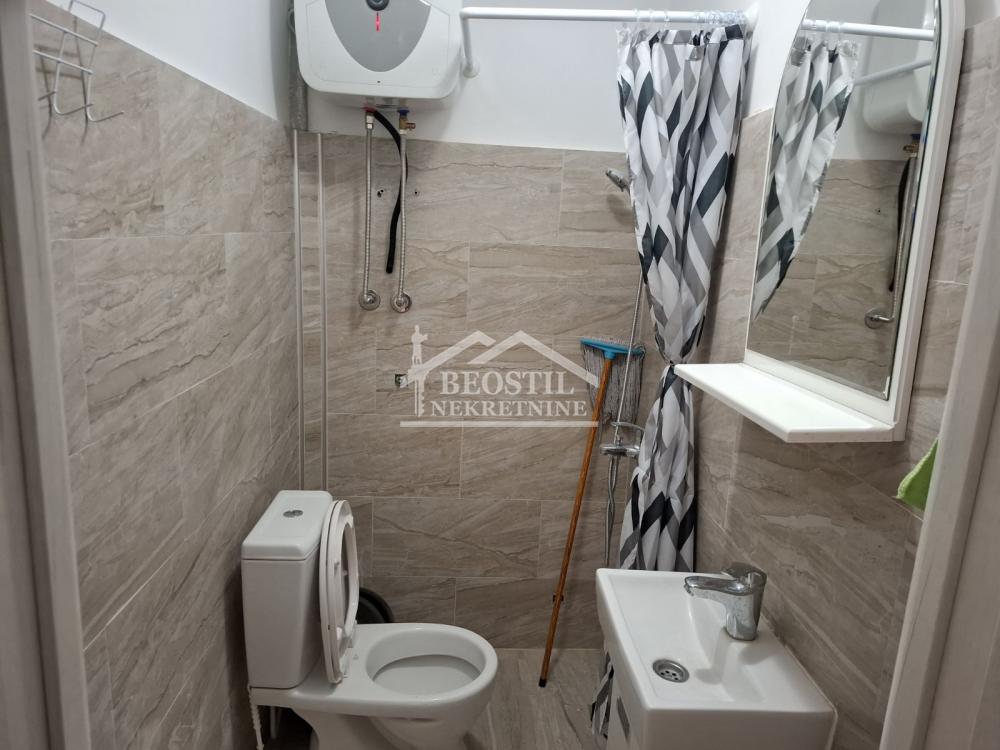 Lokal za izdavanje, Ledine, Beograd, 400m², 4.000 €/mes