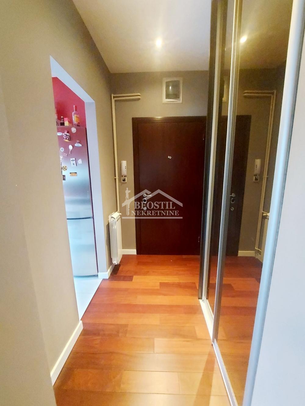Stan Prodaja Beograd Dorćol 60 m2