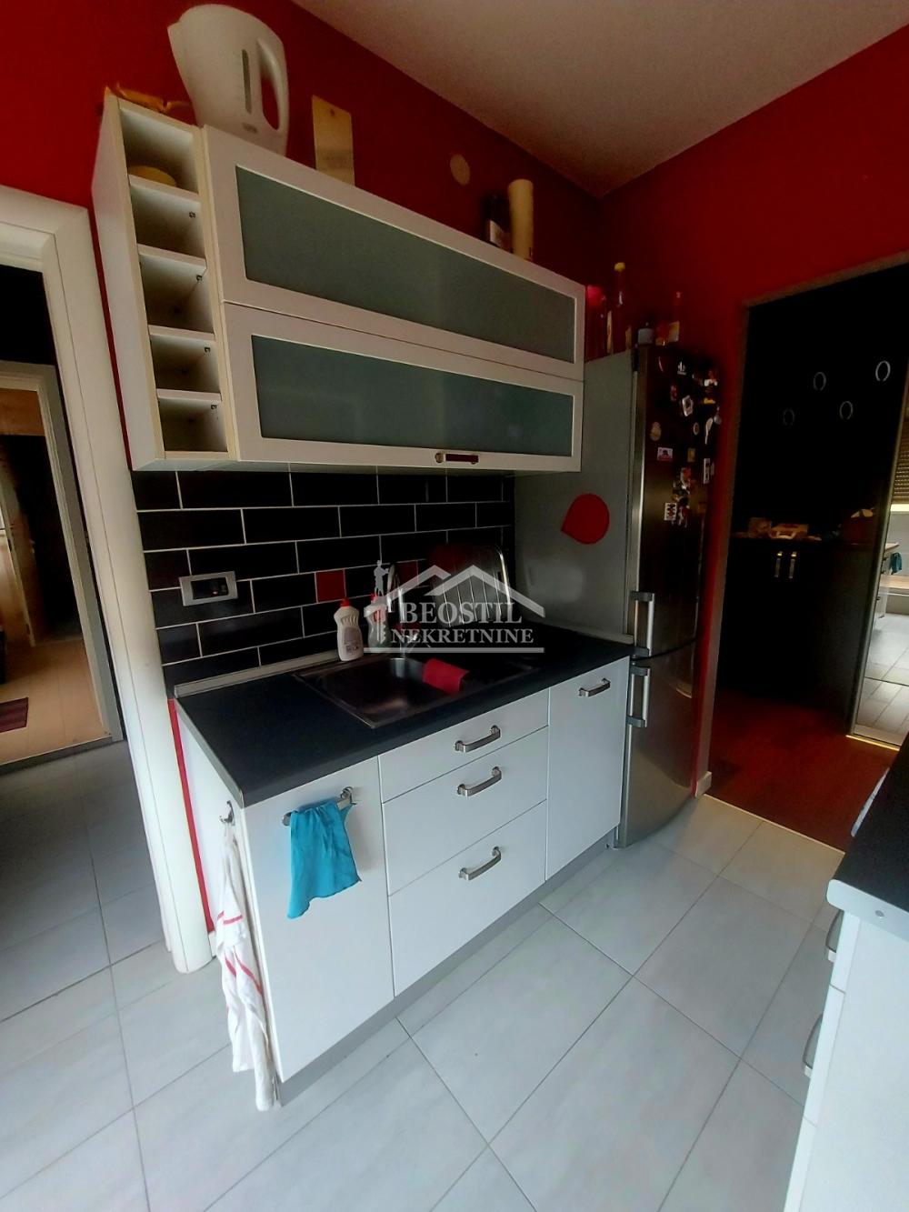 Stan Prodaja Beograd Dorćol 60 m2