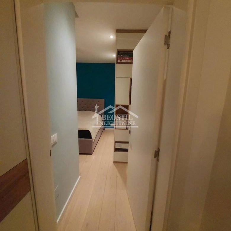 Trosoban stan na prodaju, Dorćol, Beograd, 60m², 359.000 €