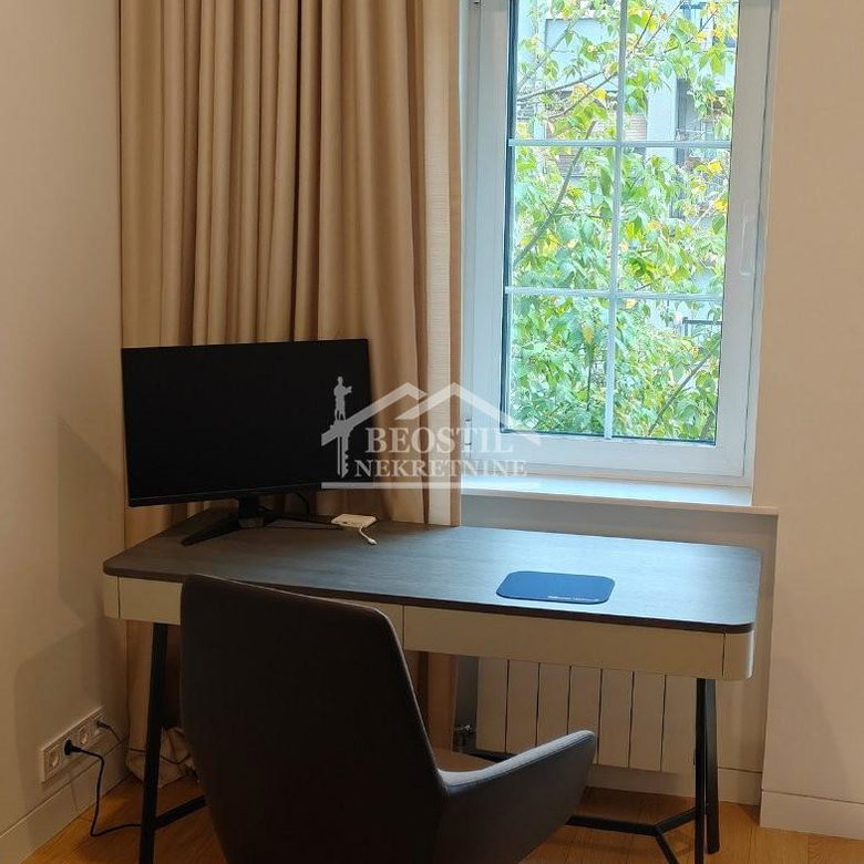 Četvorosoban stan na prodaju, Beograd Centar, Beograd, 133m², 1.100.000 €