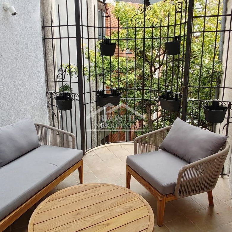 Četvorosoban stan na prodaju, Beograd Centar, Beograd, 133m², 1.100.000 €