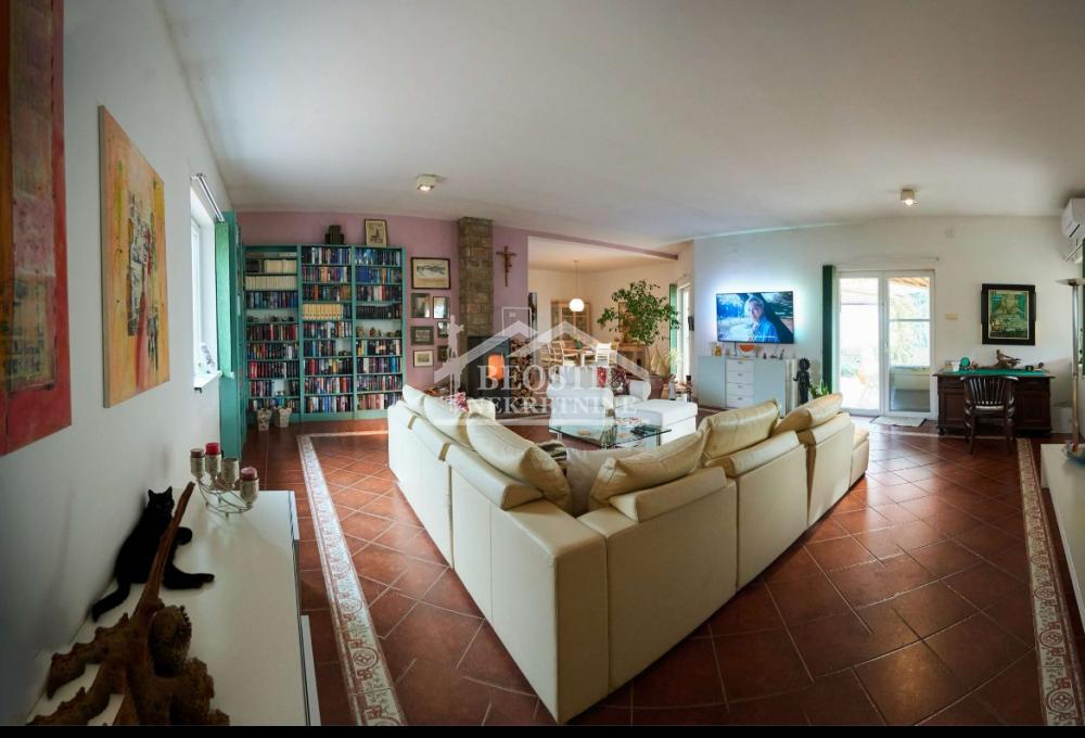 Kuća Prodaja Kikinda Kuća Prodaja Kikinda 304 m2