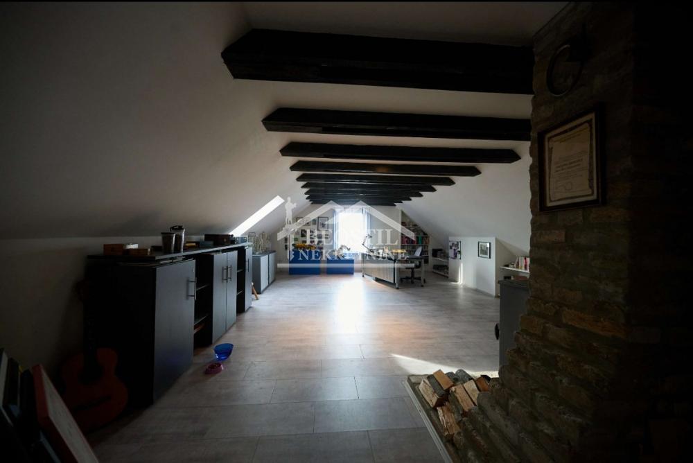 132024735_2_20251230175200 Kuća na prodaju, Centar, Kikinda, 304m², 350.000 €