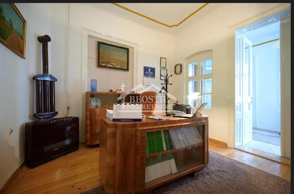Kuća Prodaja Kikinda  250 m2