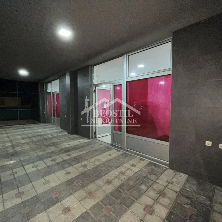 Lokal za izdavanje, Carina, Smederevo, 151m², 1.000 €/mes
