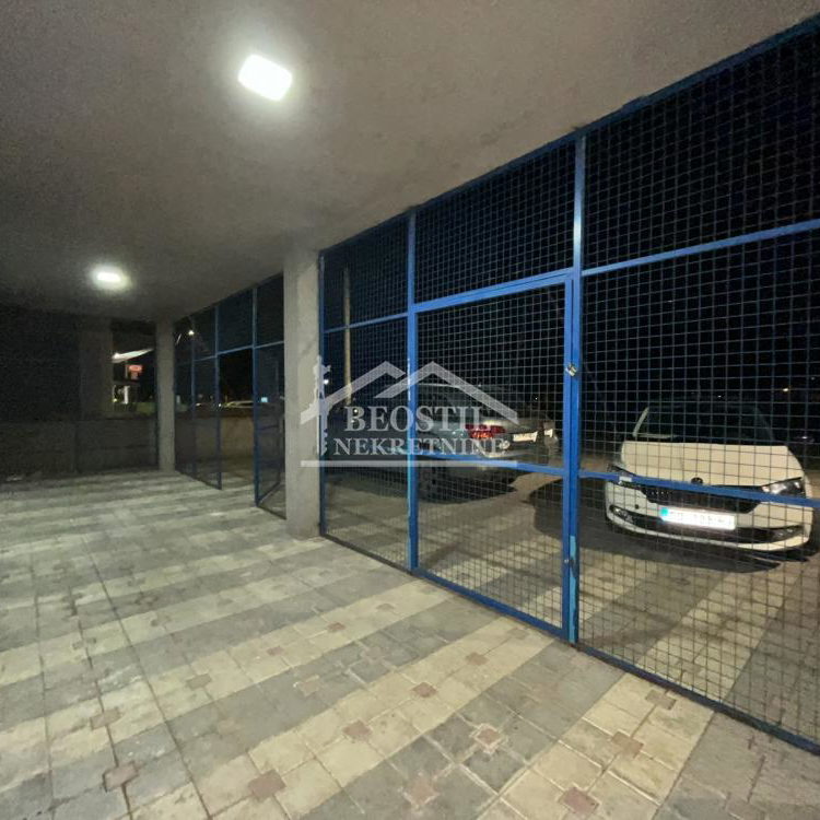Lokal za izdavanje, Carina, Smederevo, 151m², 1.000 €/mes