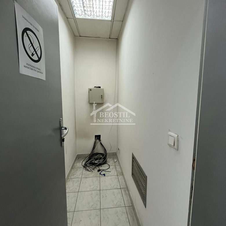 Lokal za izdavanje, Centar, Smederevo, 138m², 1.650 €/mes
