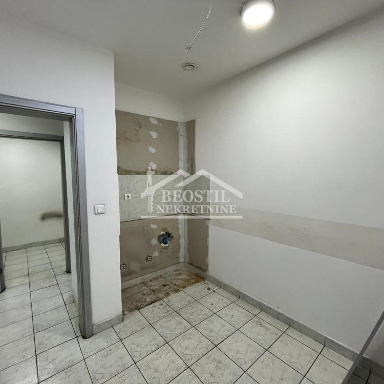 Lokal za izdavanje, Centar, Smederevo, 138m², 1.650 €/mes