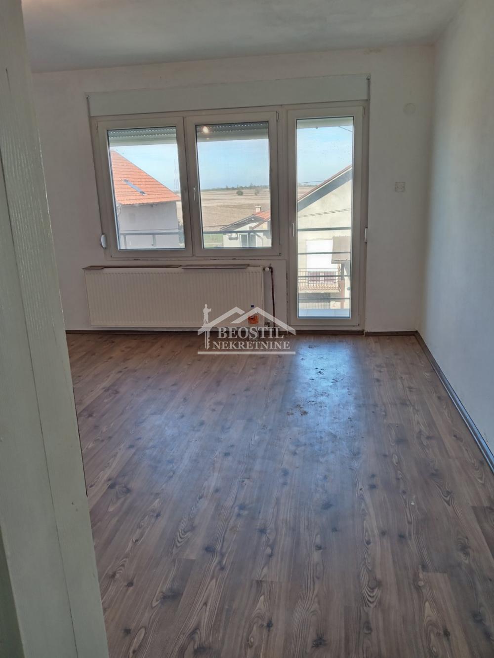 Kuća Prodaja Pančevo  359 m2