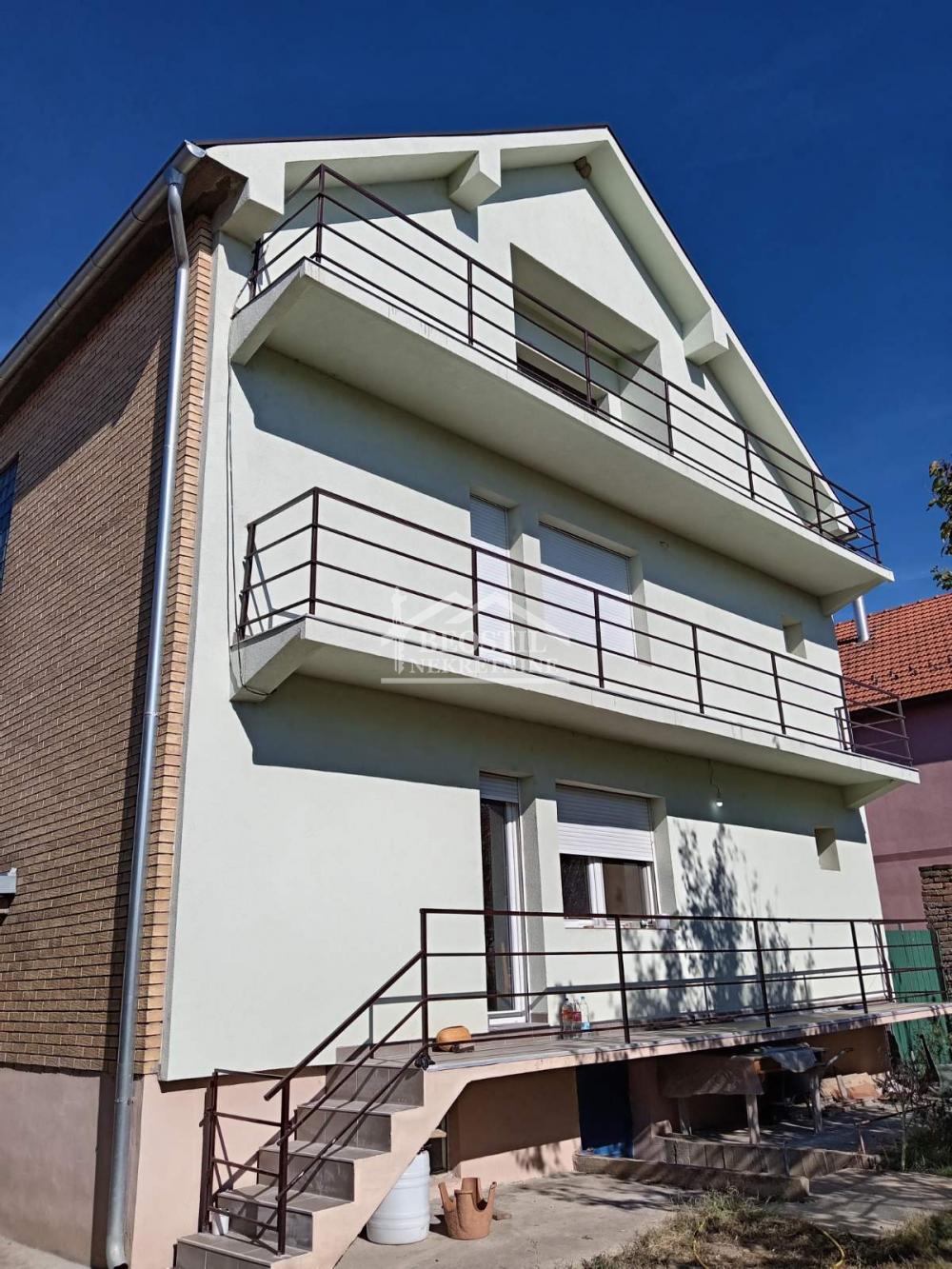 Kuća Prodaja Pančevo  359 m2