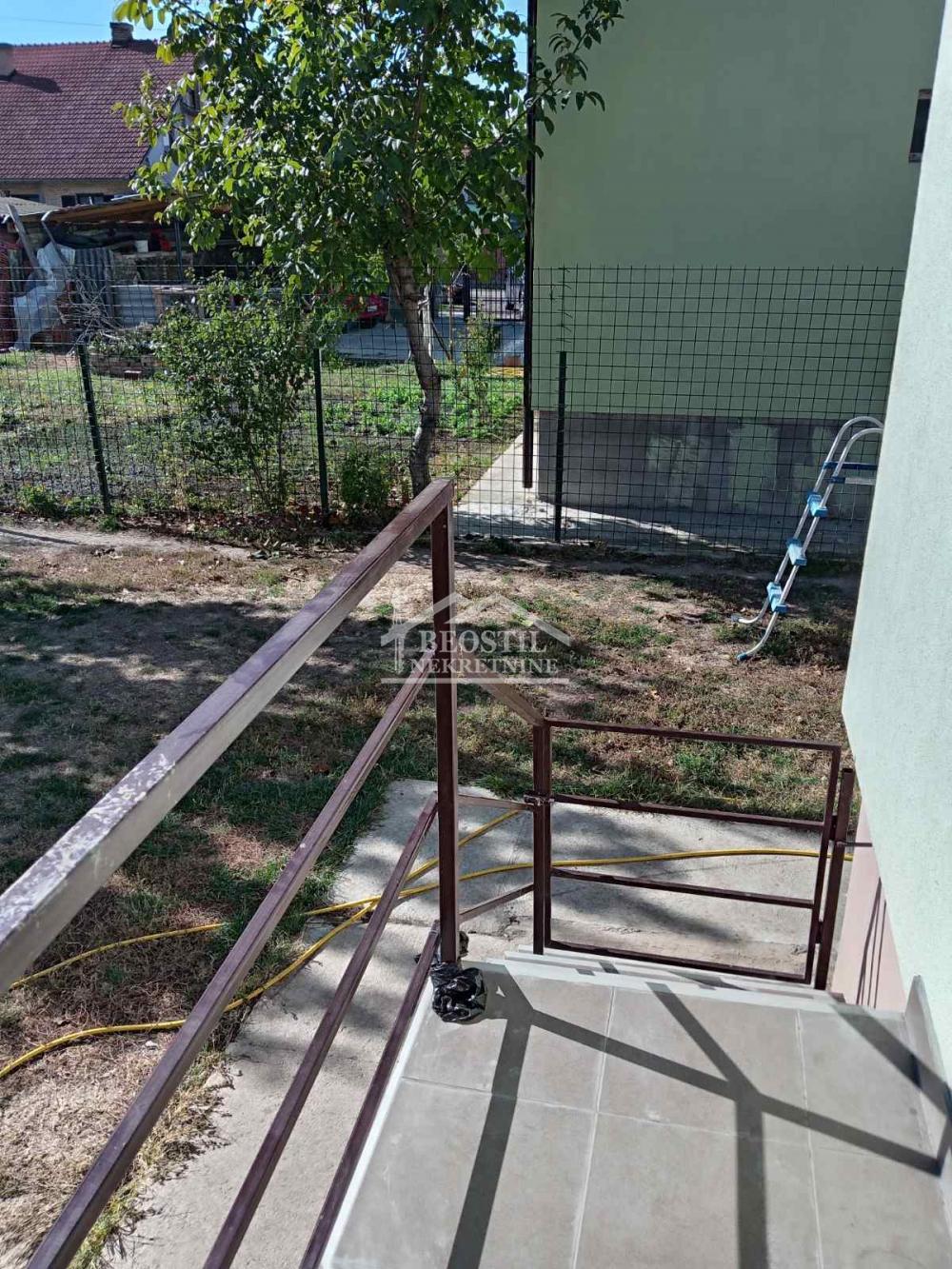 Kuća Prodaja Pančevo  359 m2