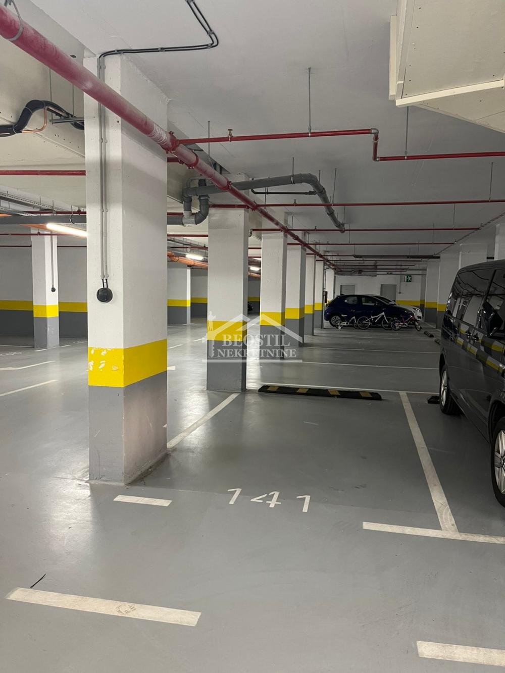 Garaža Prodaja Beograd Garaža Prodaja Beograd Tošin Bunar 14.4 m2