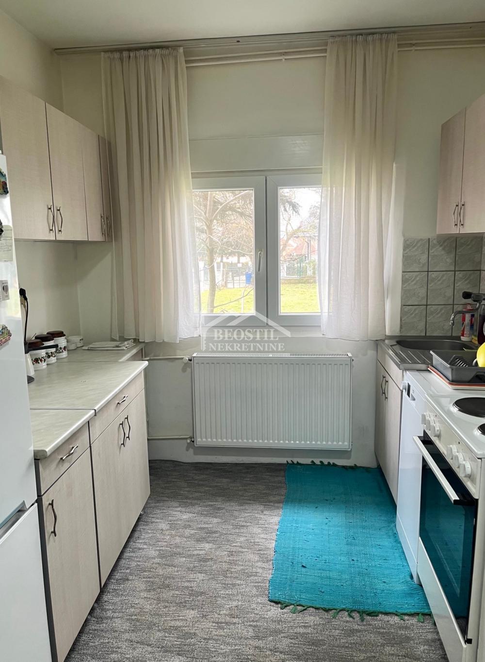 Kuća Prodaja Beograd Kuća Prodaja Beograd Umčari 99 m2