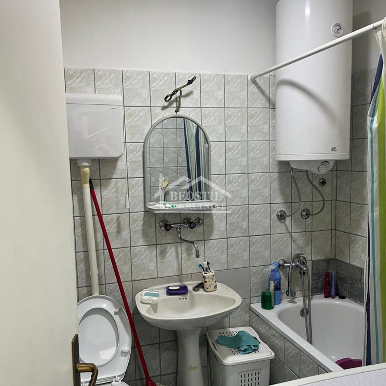 Kuća na prodaju, Umčari, Beograd, 99m², 90.000 €