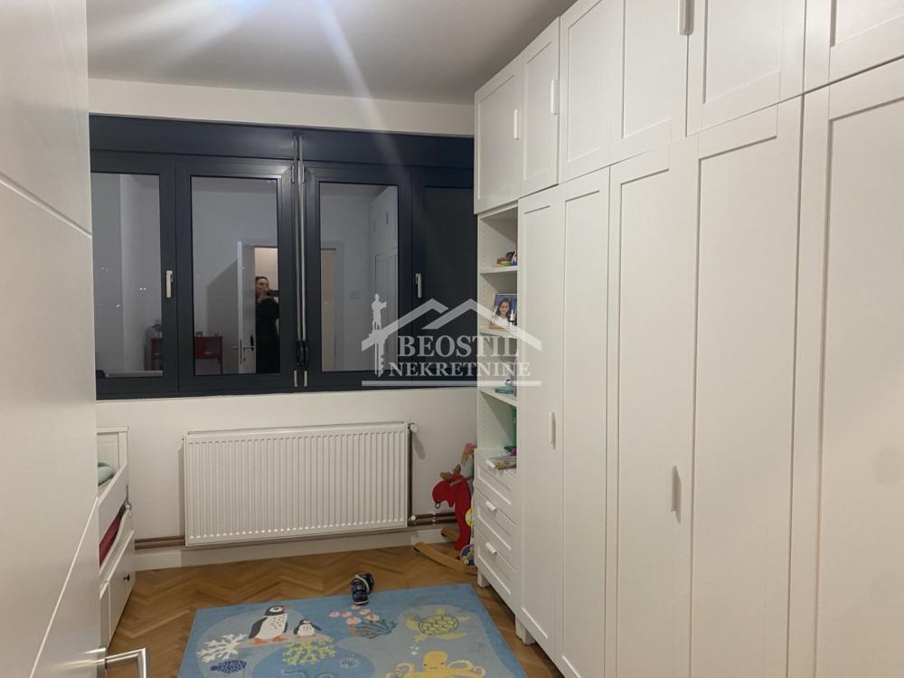 Stan Prodaja Beograd Centar (Vračar) 75 m2