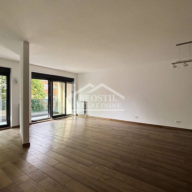 Trosoban stan na prodaju, Kalenić Pijaca, Beograd, 83m², 500.000 €