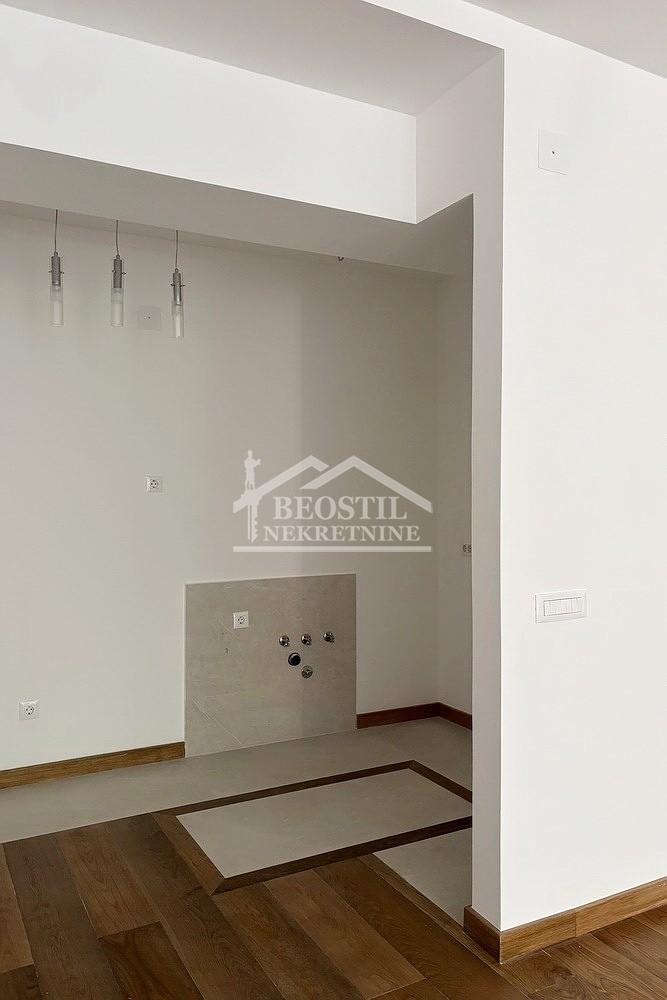 Stan Prodaja Beograd Kalenić Pijaca 83 m2