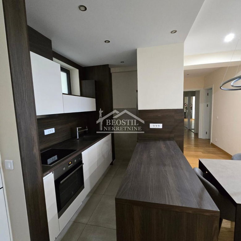 Stan Izdavanje Beograd Blok 32 90 m2