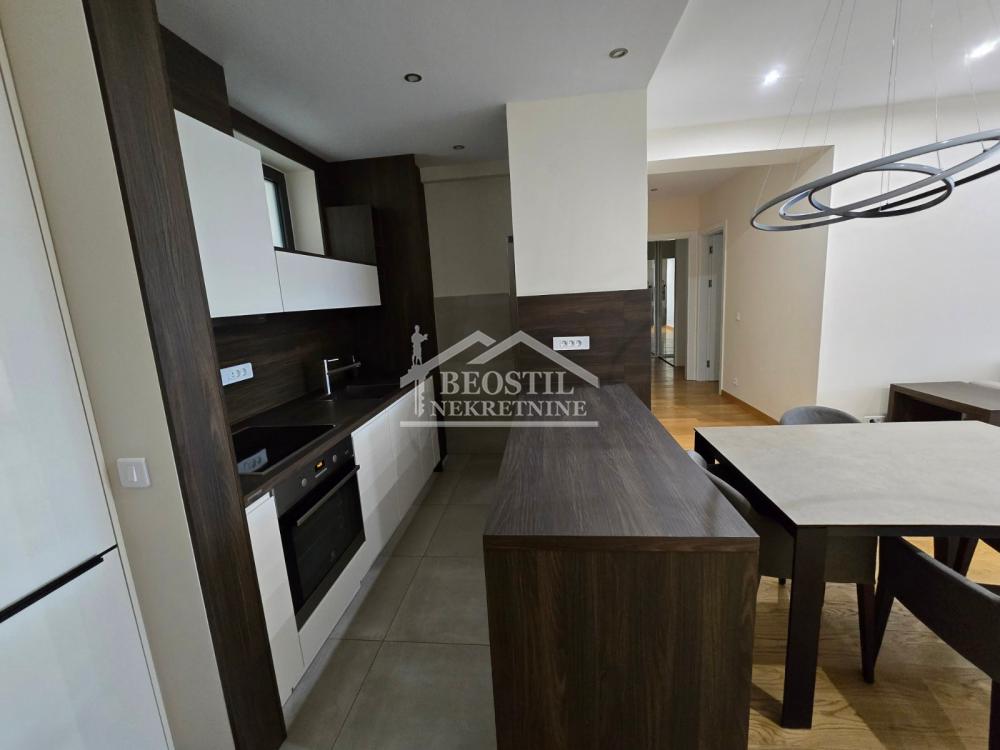Stan Izdavanje Beograd Blok 32 90 m2