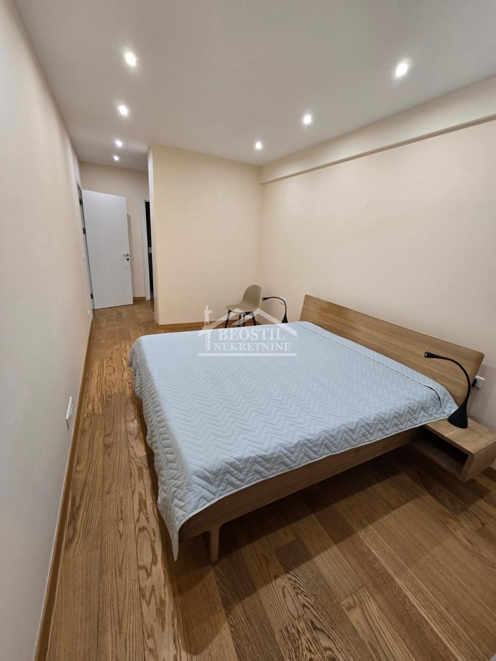 Stan Izdavanje Beograd Blok 32 90 m2