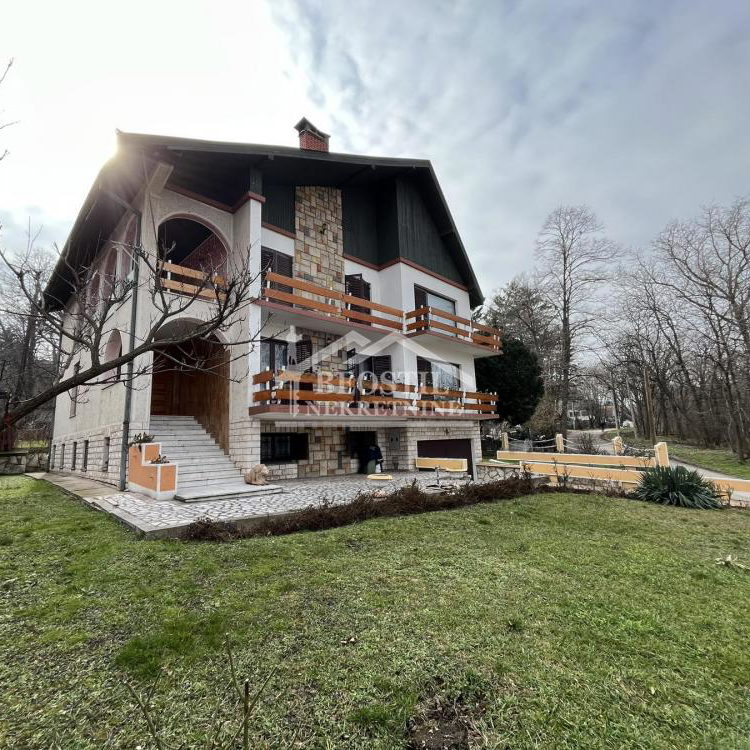 Kuća Prodaja Smederevo  564 m2