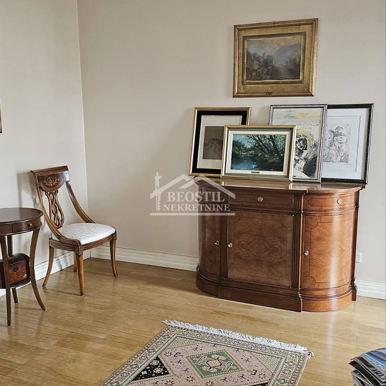 Stan Izdavanje Beograd Dorćol 191 m2