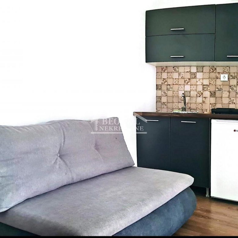 Kuća na prodaju, Banoštor, Beočin, 300m², 260.000 €