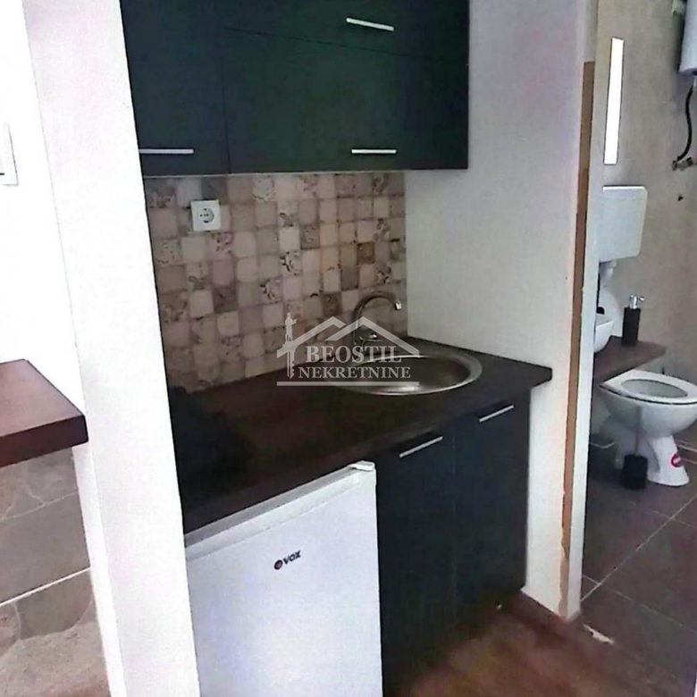 Kuća Prodaja Beočin  300 m2