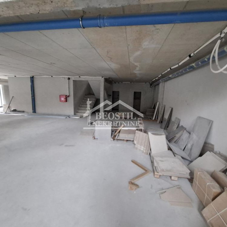 Lokal na prodaju, Banovo Brdo, Beograd, 630m², 2.500.000 €