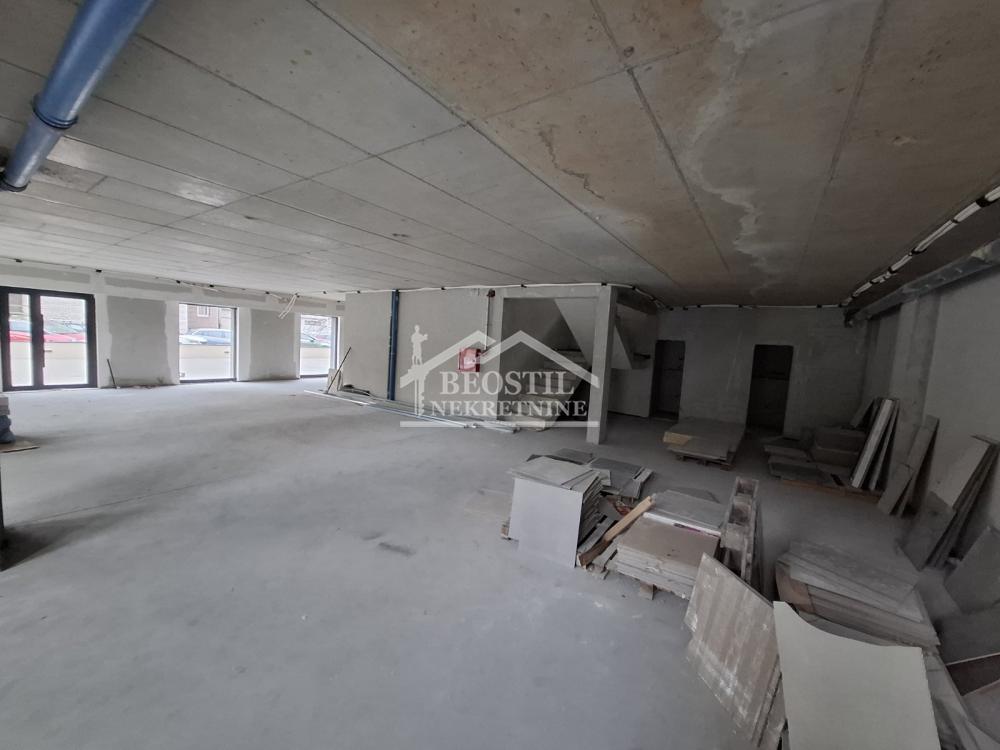 Lokal na prodaju, Banovo Brdo, Beograd, 630m², 2.500.000 €