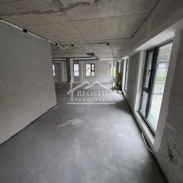Lokal na prodaju, Banovo Brdo, Beograd, 630m², 2.500.000 €