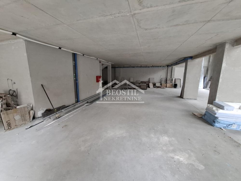 Lokal na prodaju, Banovo Brdo, Beograd, 630m², 2.500.000 €
