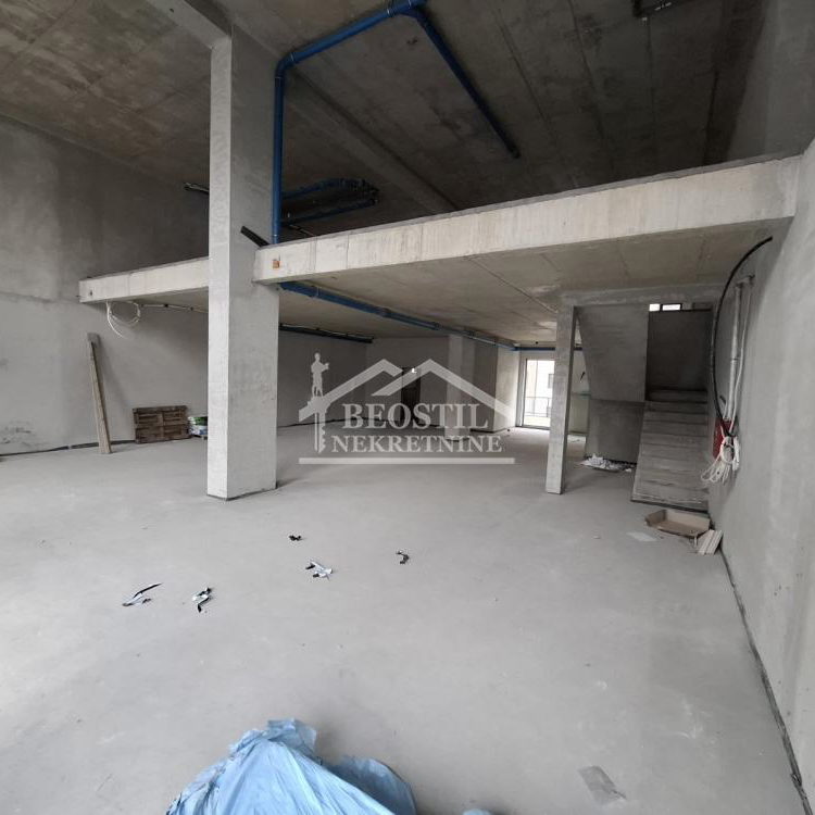 Lokal Prodaja Beograd Banovo Brdo 630 m2